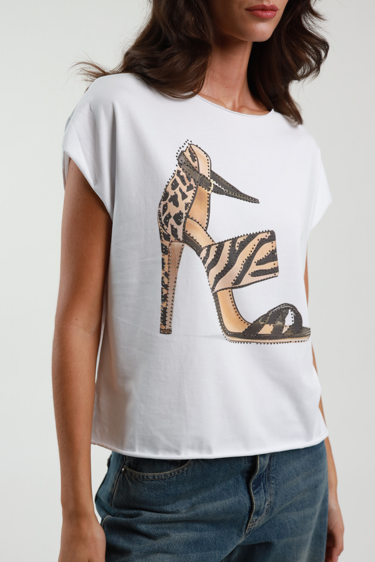 T-Shirt mit Animalier-Fersenprint