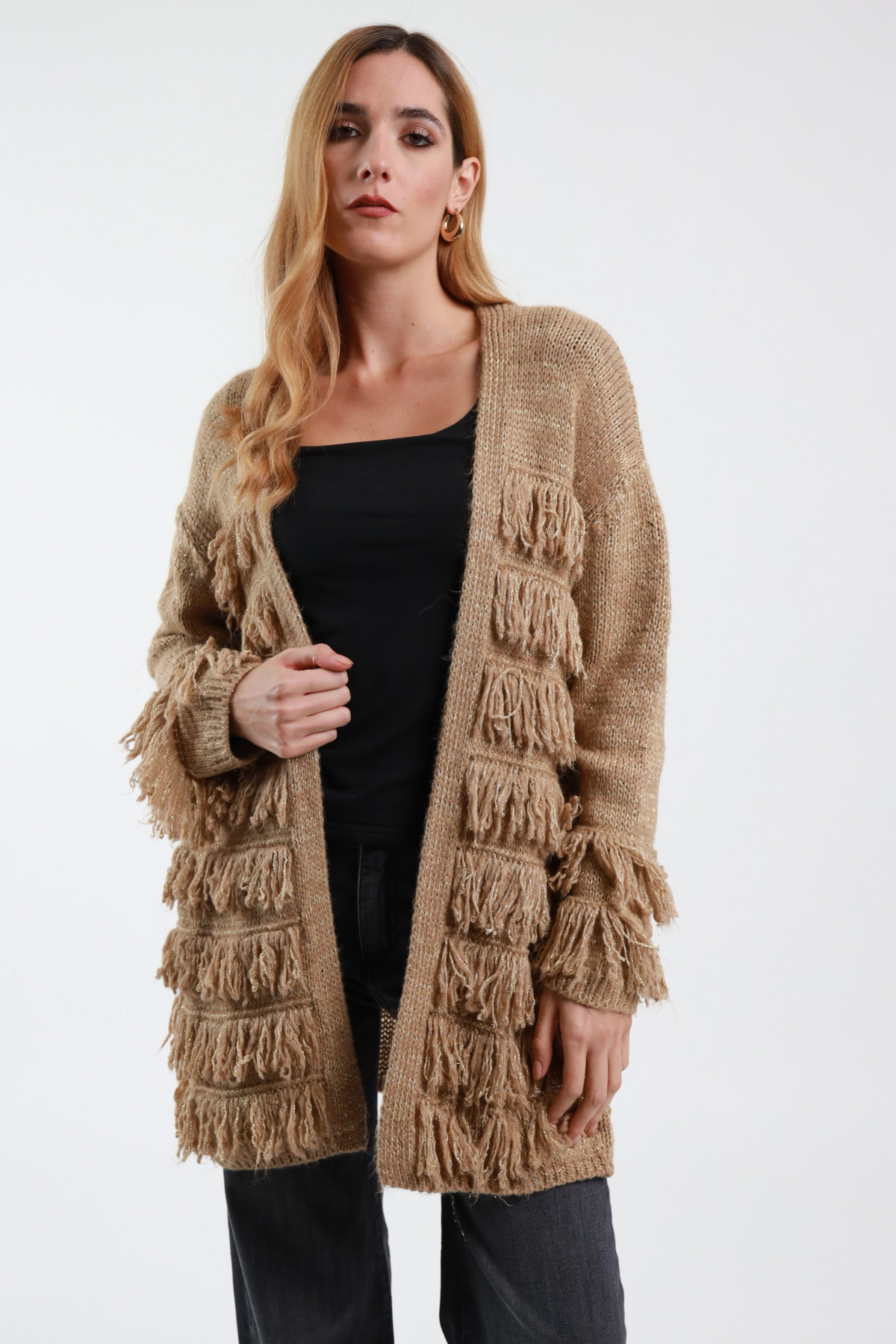 Strickjacke aus Lurex-Strick mit Fransen