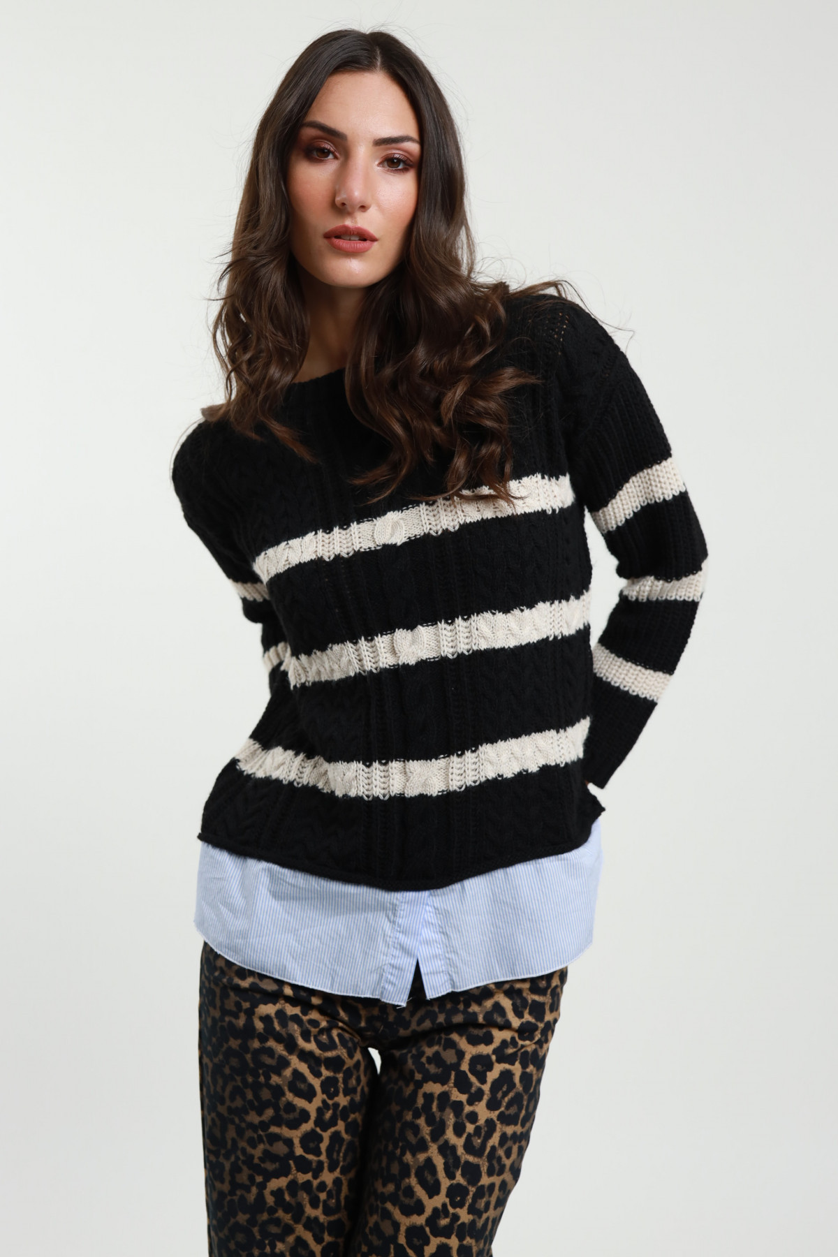 Gestreifter Pullover