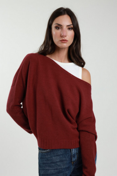 Boatneck sweater