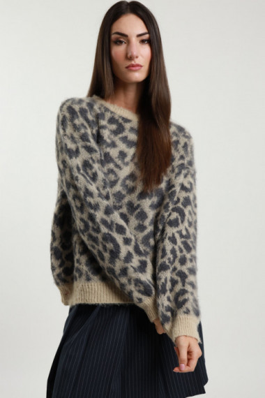 Gefleckter Pullover