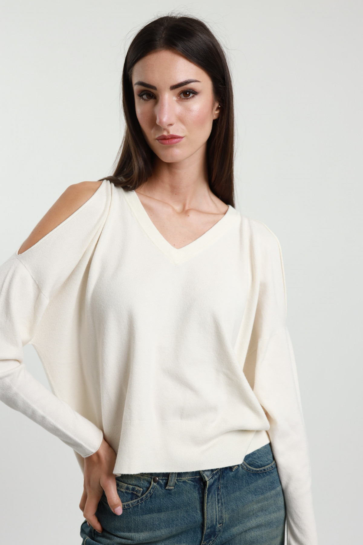 Cut-Out-Pullover