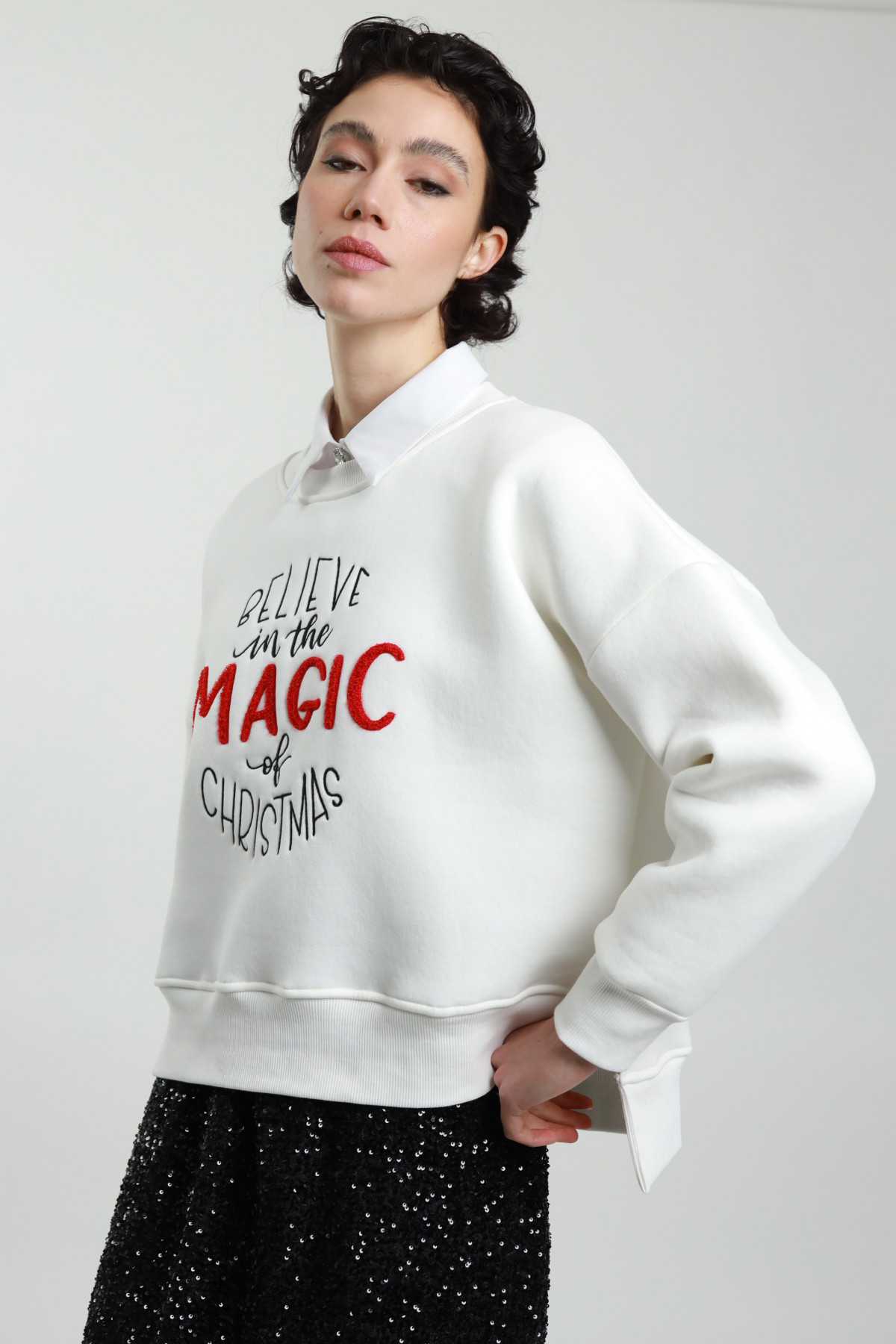 Glauben Sie an das Sweatshirt „The Magic of Christmas“.