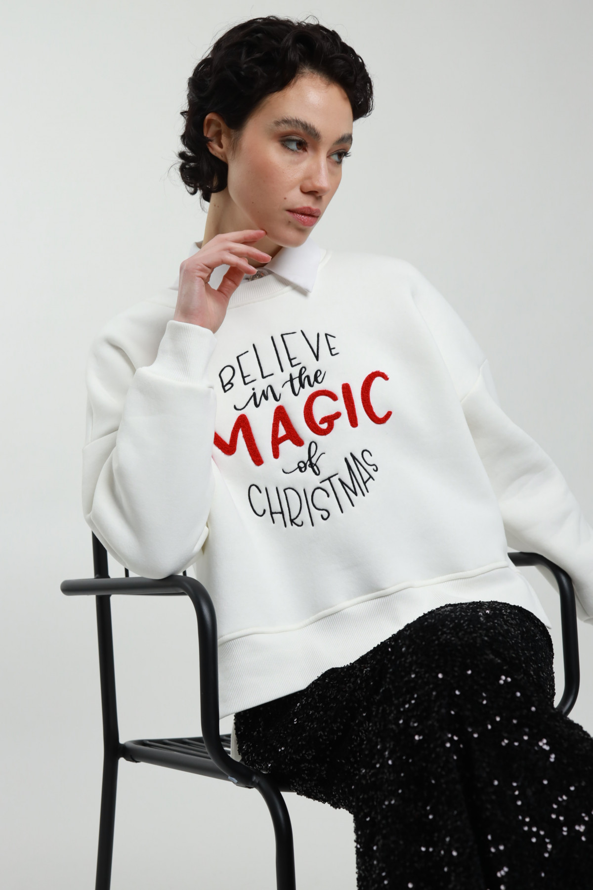 Glauben Sie an das Sweatshirt „The Magic of Christmas“.