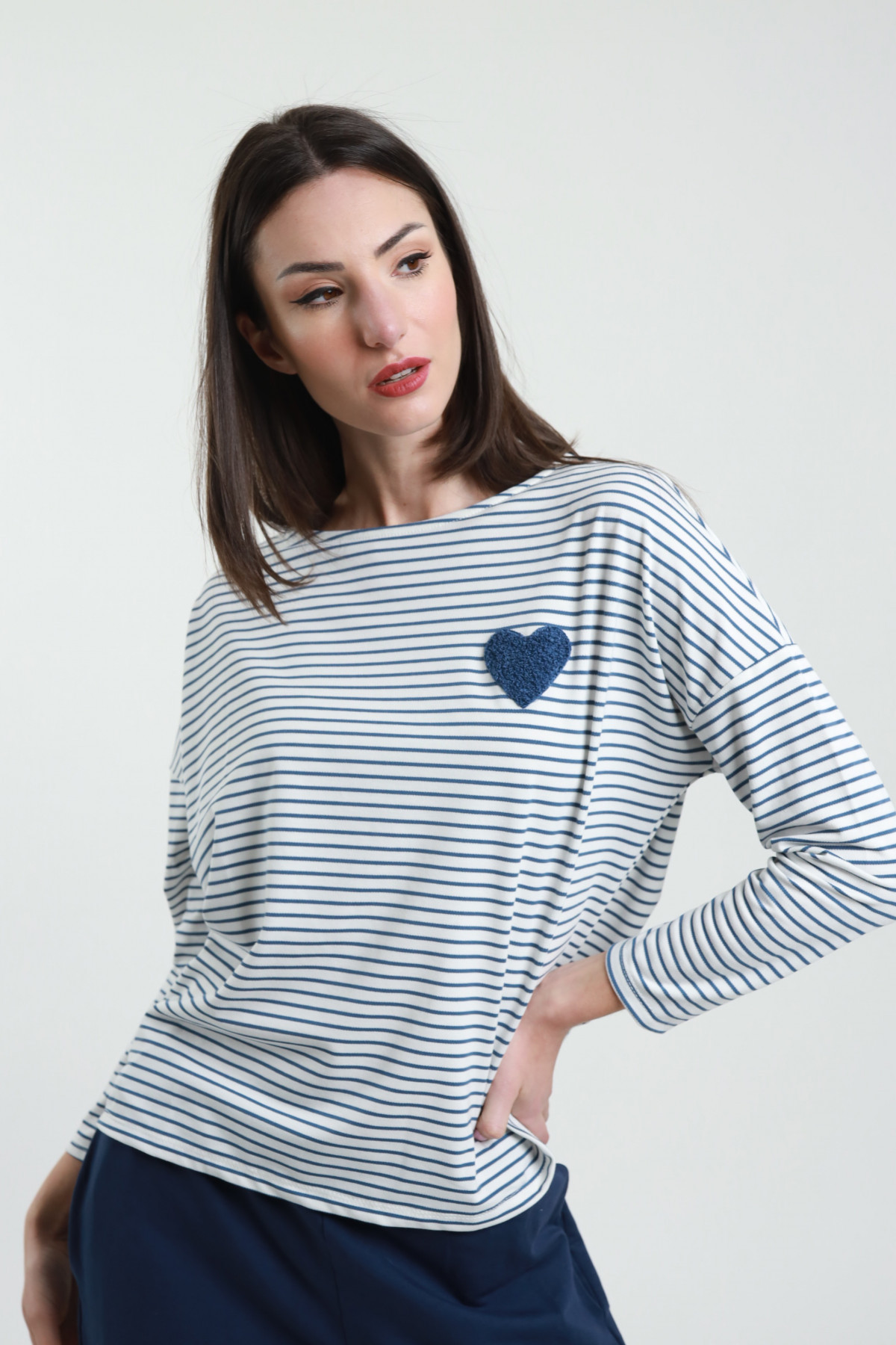 Maglia Righe Ricamo Cuore