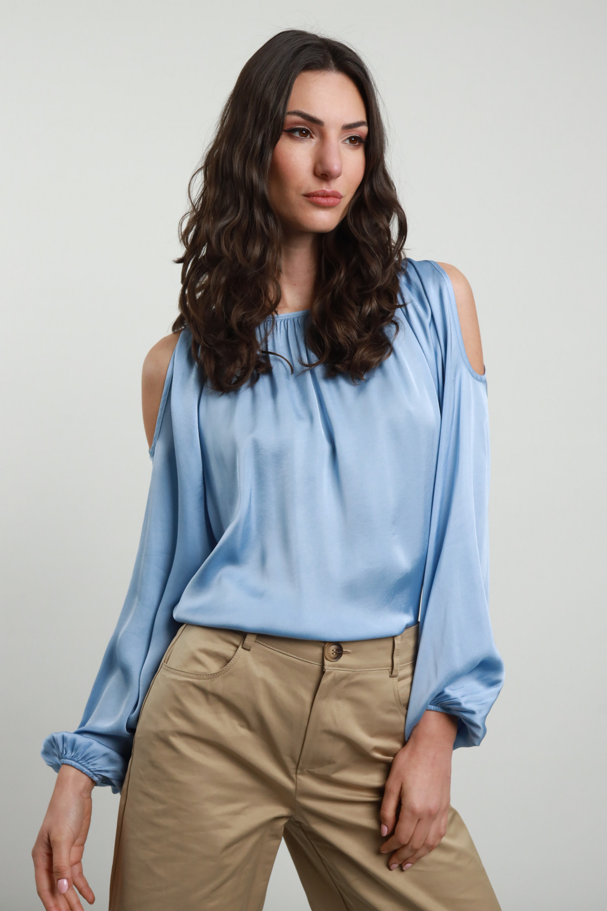 Cut-out blouse