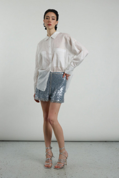 Shorts in sequins