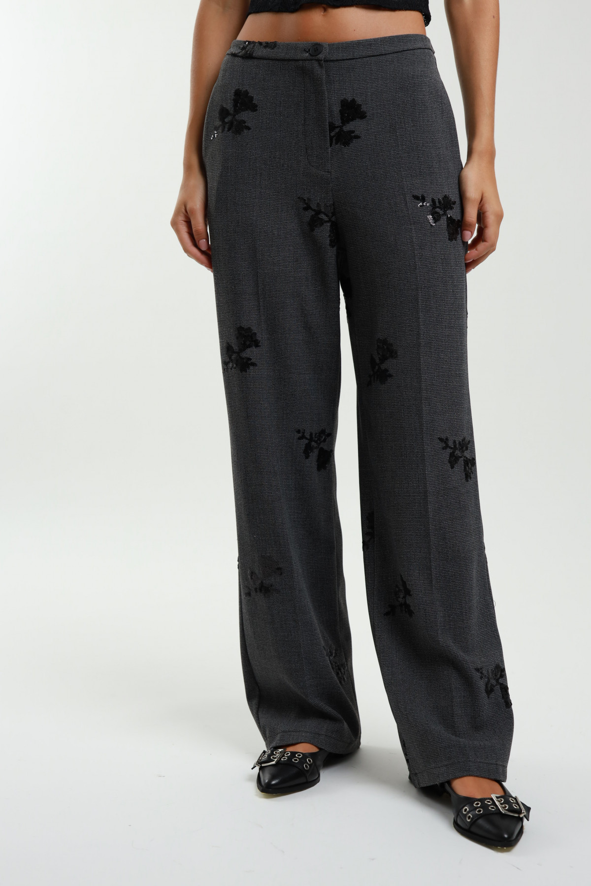 Trousers With Sequin Embroidery