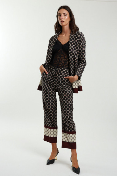 Patterned trousers