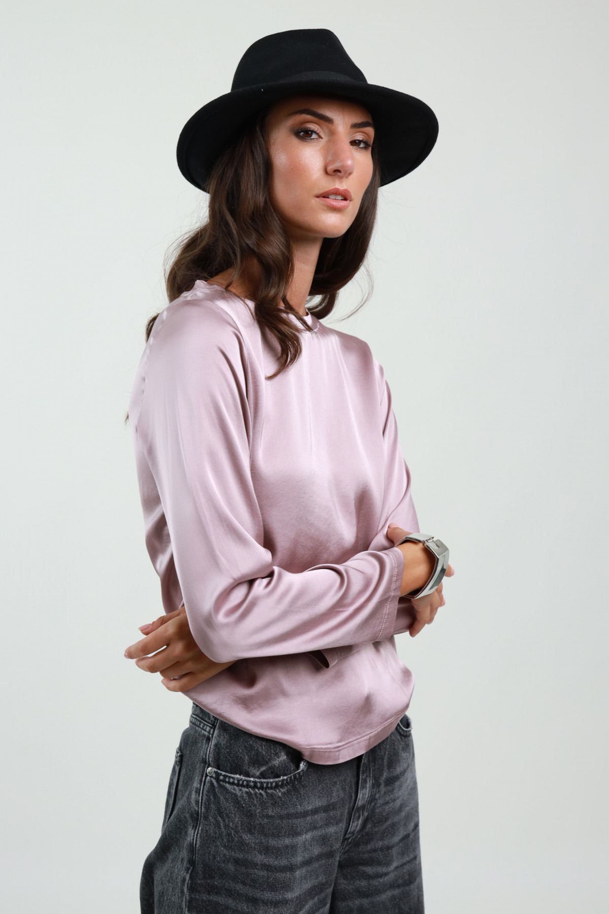 Blusa In Raso Girocollo