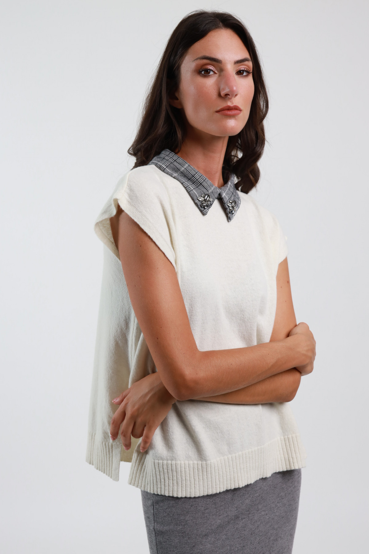 Half Sleeve Pullover with Collar