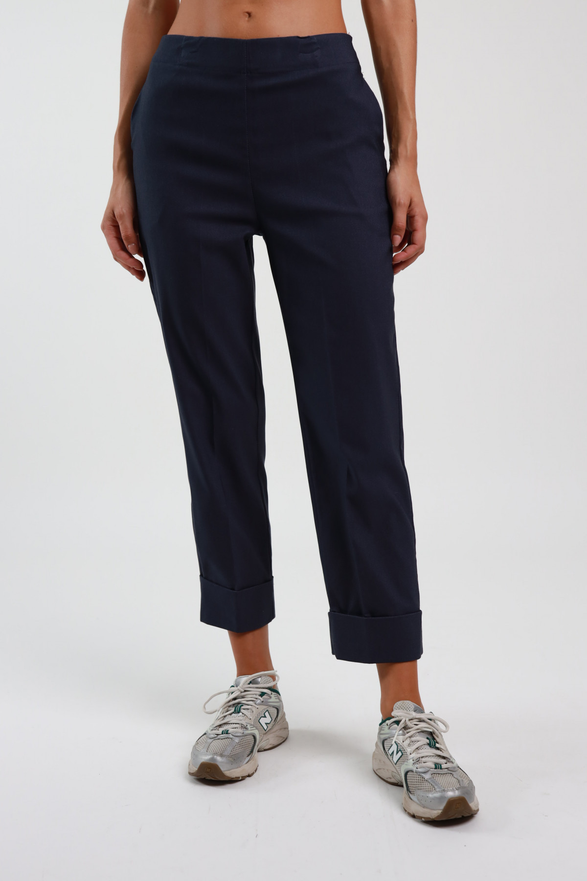 Straight trousers with cuffs